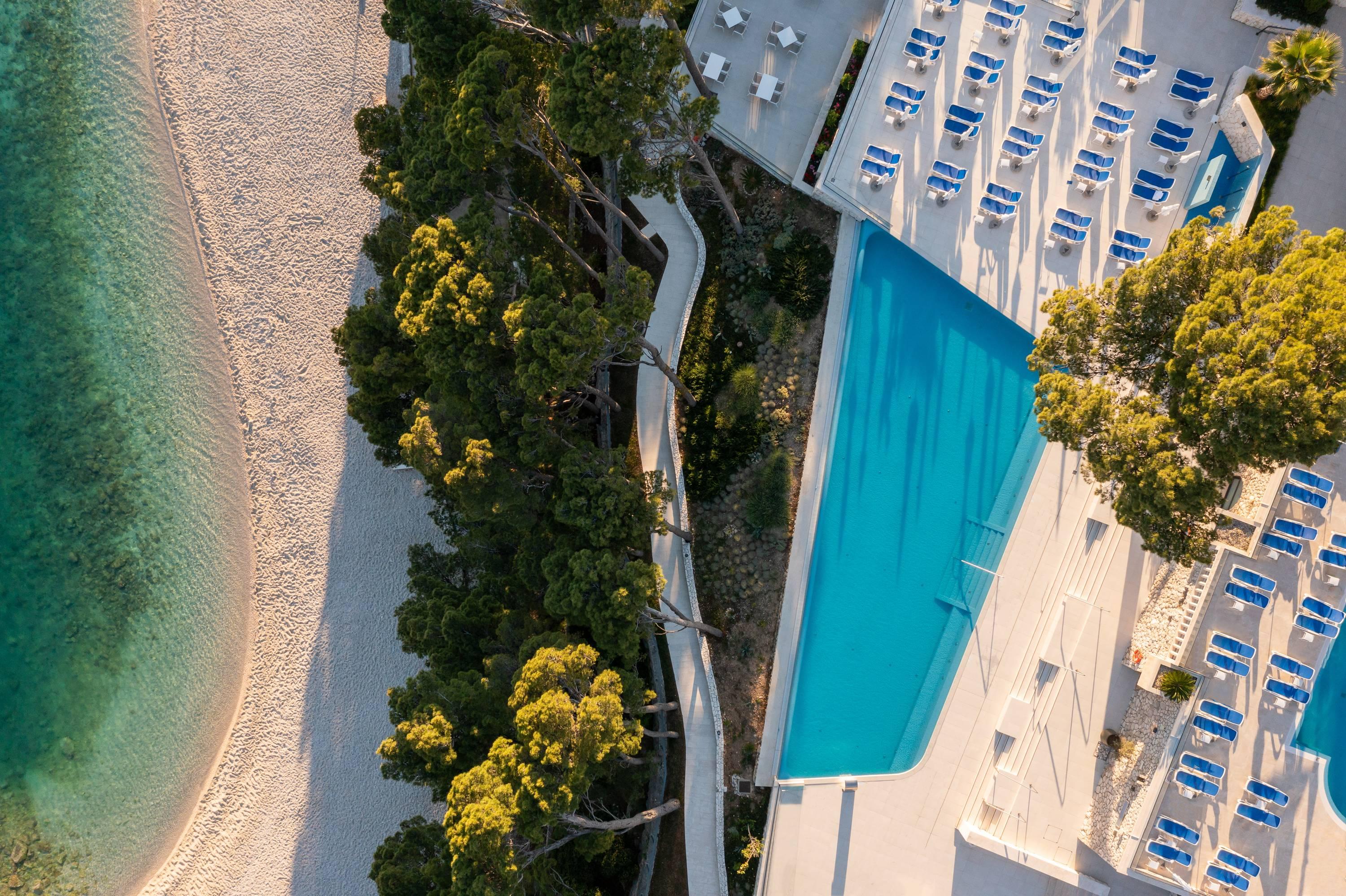 Hotel Bluesun Mala Berulia Brela Exterior foto