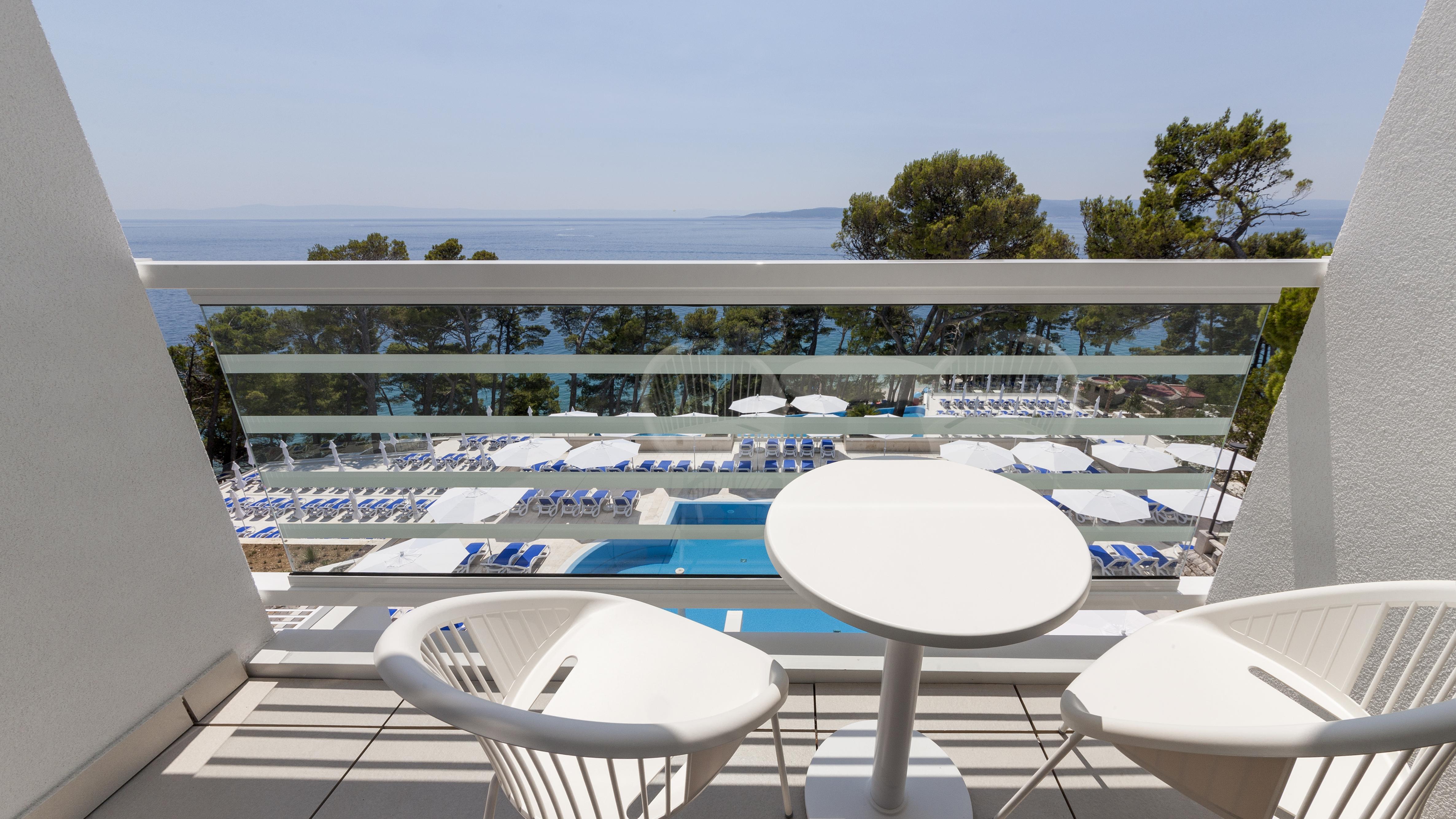 Hotel Bluesun Mala Berulia Brela Exterior foto