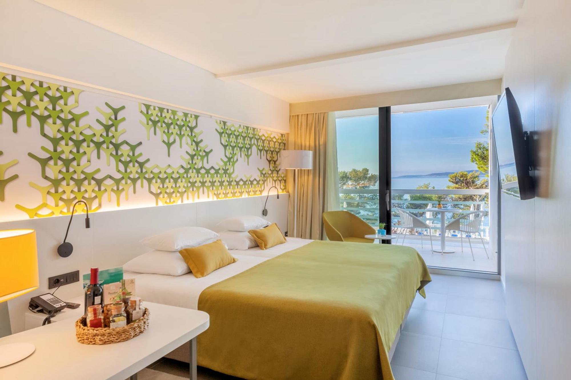 Hotel Bluesun Mala Berulia Brela Zimmer foto